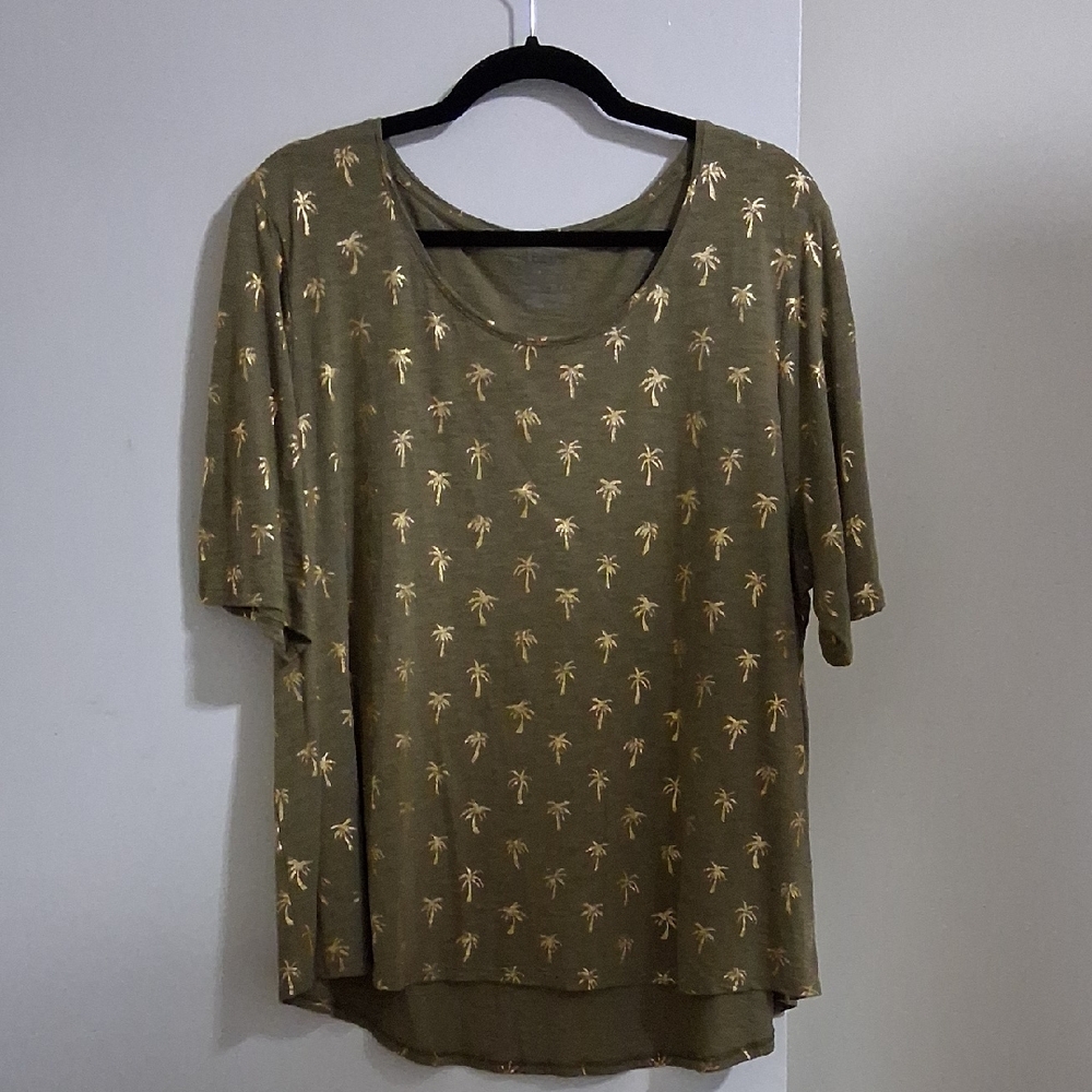 Chico's Short Sleeve T-shirt Chico's Size 4